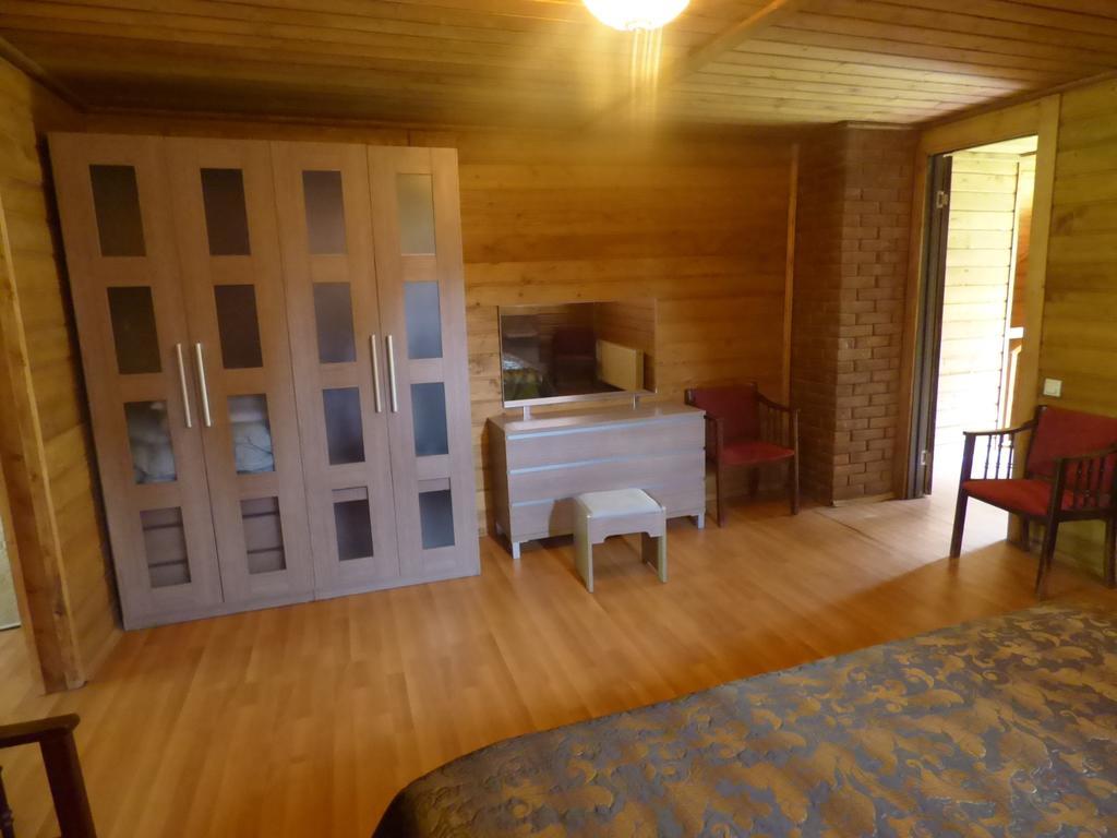 Hotel Hatsvali Местия Стая снимка